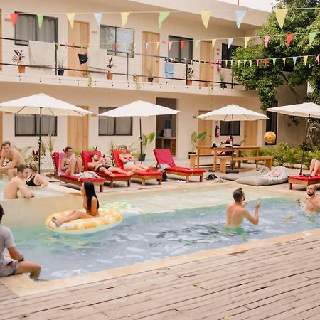 Che Valladolid Hostel & Bar Adults Only Eksteriør billede