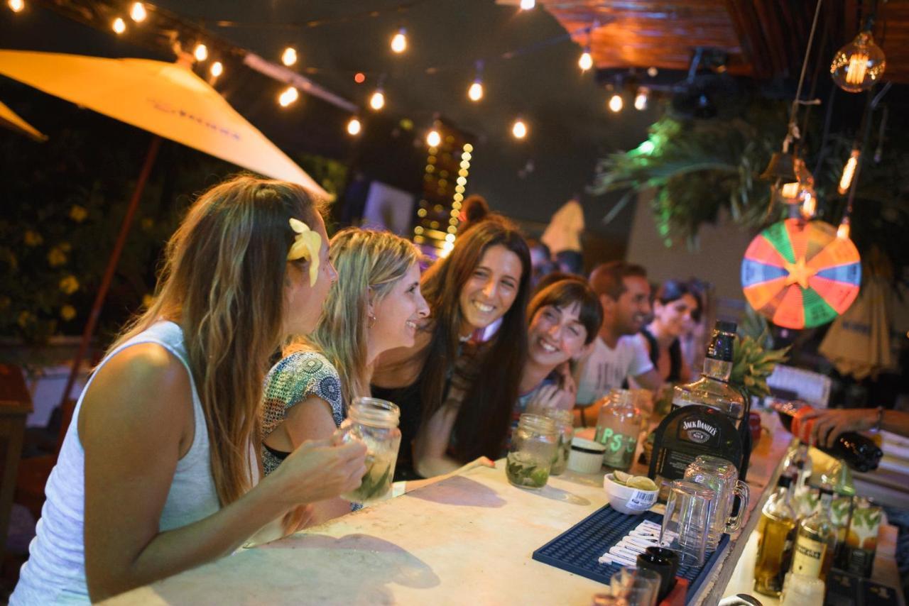 Che Valladolid Hostel & Bar Adults Only Eksteriør billede